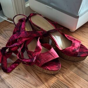 Shoe Dazzle Red Platform Sandals